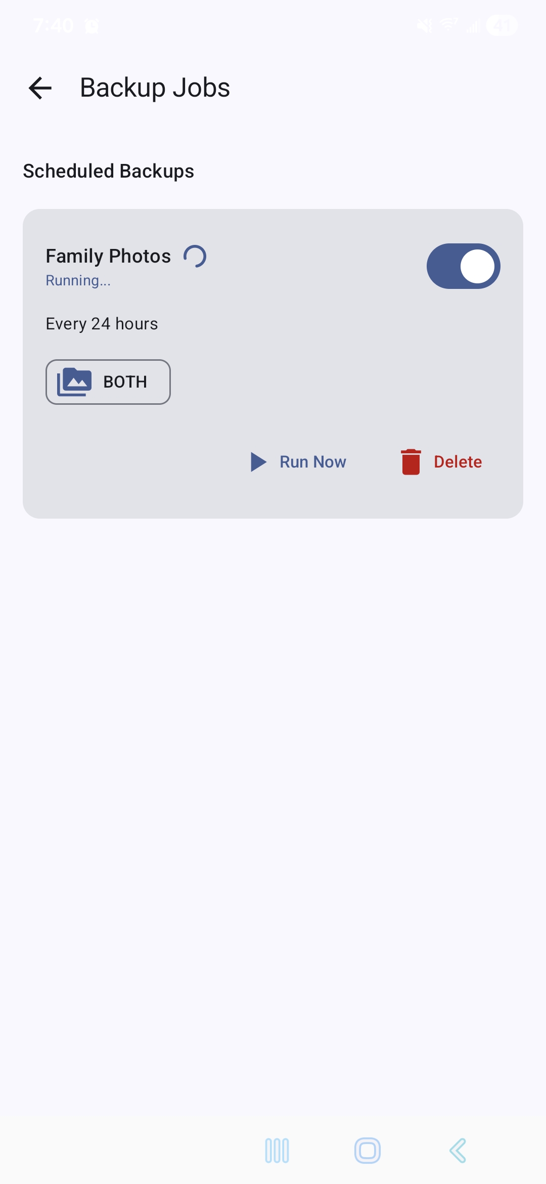 Scheduled backup job screen with status information